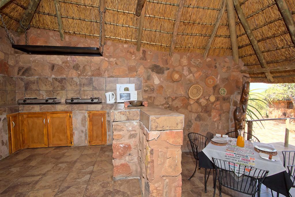 Ehlathini Lodge Mokopane Bagian luar foto