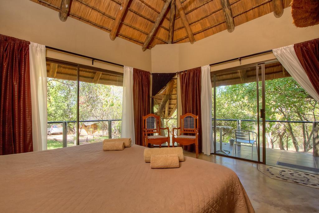 Ehlathini Lodge Mokopane Bagian luar foto